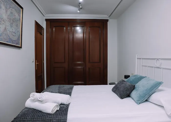 Centrico Y Acogedor En By Apartman Vigo